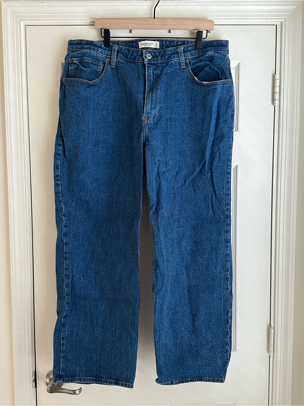 Abercrombie & Fitch Women’s 90’s Relaxed Jeans High Rise Curve Love